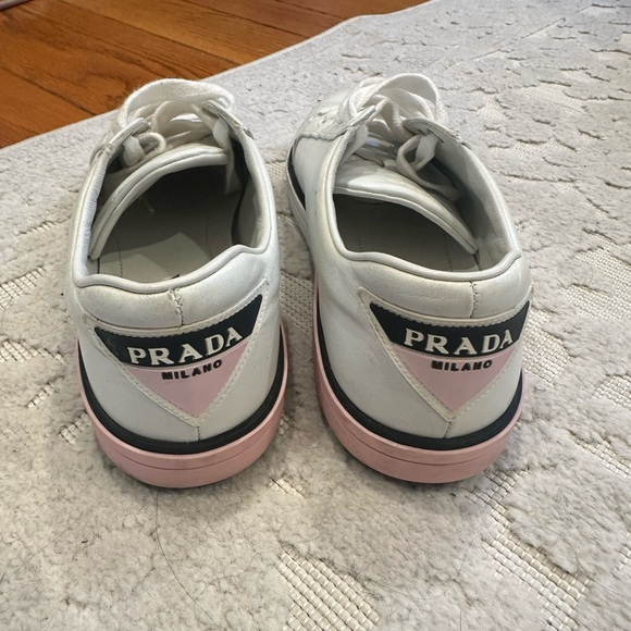 Prada leather sneakers - Picture 4 of 6